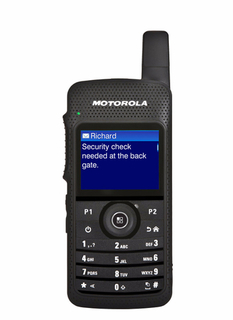 TRBO SL Series_Portable_Front_w_Txt Msg Screen Night thumbnail